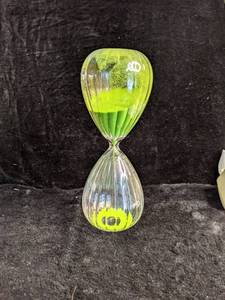 lot 53 image: Hourglass Green Sand Timer