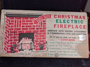 lot 74 image: Vintage Christmas Electric Fireplace 70s