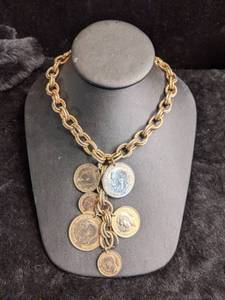 lot 238 image: Vintage Sperry Gold Coin Necklace