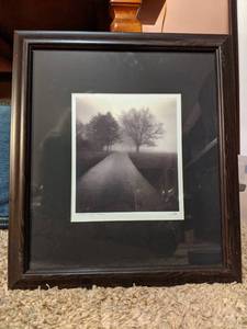 lot 4 image: Carriage Road Black and White Artwork