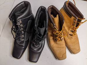 lot 175 image: 2 Pair Ladies Timberland Boots Size 7-12