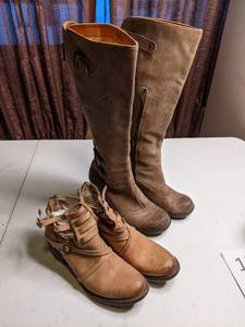 lot 177 image: 2 Pair of Ladies Leather Boots Size 7
