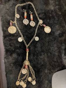 lot 217 image: Vintage Yeminite Silver and Amber Necklace with Matching Earrings 1970s