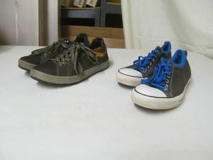 lot 59 image: mens shoes