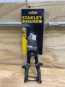 lot 20 image: STANLEY FATMAX 1.5-in 60CrV Snips