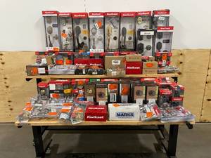 lot 40 image: Huge Lot of Kwikset Store Returns
