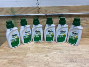 lot 118 image: ROUNDUP Case of-  Roundup for Lawns 2 Concentrate 32 oz. (Northern) (6 bottles per case)