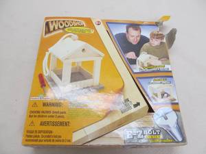 lot 62 image: bird house kit
