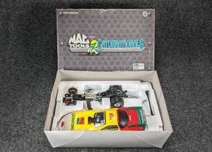 lot 401 image: Mac Tools 1998 Gatornationals Adult Collectable 124 Scale 1998 Pontiac Funny Car