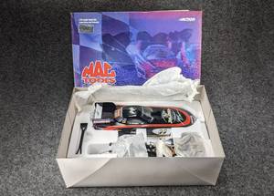 lot 403 image: Mac Tools Collectors Club Adult Collectable 124 Scale 2000 Firebird Funny Car - Al Hofmann