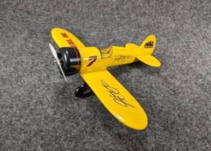 lot 410 image: Mac Tools Adult Collectable Airplane Die-Cast Metal Bank