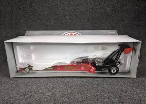 lot 416 image: Mac Tools Collectors Club Adult Collectable 124 Scale Top Fuel Dragster - Cory McClenathan