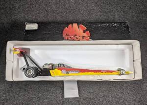 lot 427 image: Mac Tools 1997 Gatornationals Adult Collectable 124 Scale 1997 Top Fuel Dragster