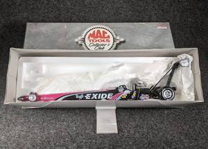 lot 438 image: Mac Tools Collectors Club Adult Collectable 124 Scale Top Fuel Dragster - Tony Schumacher