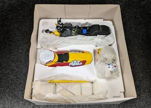 lot 456 image: Mac Tools Collectors Club Adult Collectable 19 Scale Pro Stock Motorcycle - Ron Ayers
