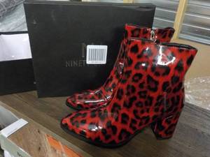 lot 12 image: Ninety Union milano red size 9 boot...