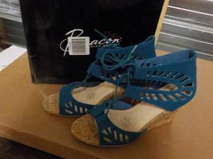 lot 40 image: Beacon Fashion and Fit size 12M gle...