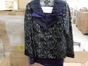 lot 41 image: Midnight Velvet womens size 16 ski...