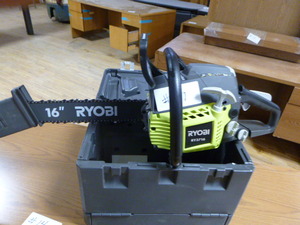Ryobi 16 Chain Saw with Case