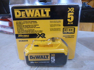 DeWalt 20V Lithium Ion Premium Battery Pack with Fuel Gauge