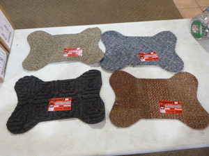 4 Pampered Pooch Food and Water Bowl Mats