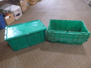 2 Attached Lid Containers