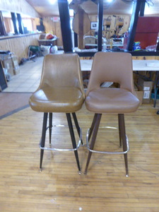2 Bar Stools