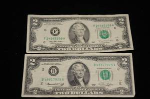 (2) US $2 Bills - 1976, 1995