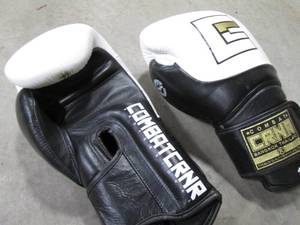 CRNR Combat 16OZ Boxing Gloves Own...