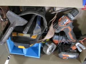 Ridgid 18V 12 Cordless Drill With...