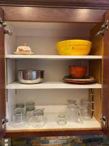 lot 38 image: Collection of Kitchen Items