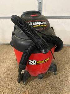 lot 103 image: Shop Vac