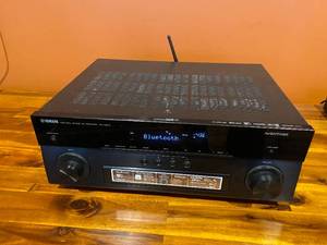lot 163 image: Yamaha Natural Sound AV Receiver