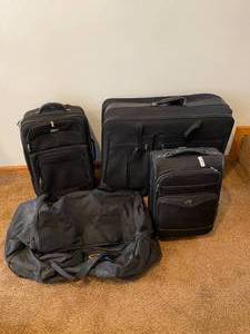 lot 168 image: Collection of Luggage