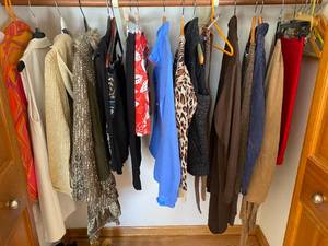 lot 184 image: Contents of Closet