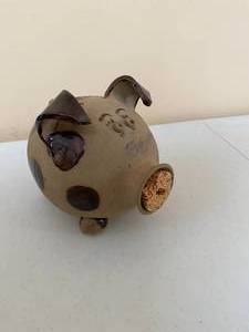 lot 186 image: Stoneware Piggy Bank