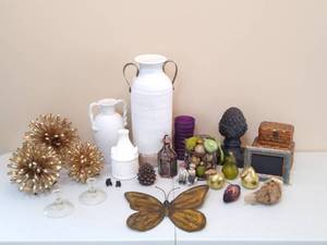 lot 23 image: Miscellaneous Home Dcor