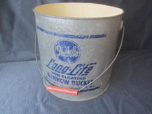 lot 9 image: Frabills Minnow Bucket