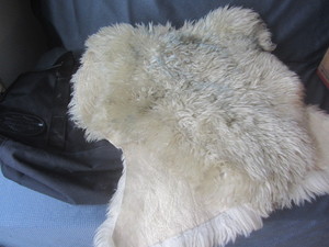lot 46 image: Harley Duffle, Sheepskin Pad