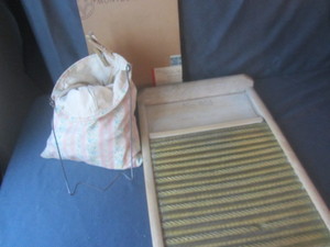 lot 72 image: Vintage Washboard, Clothes Pins, Bag