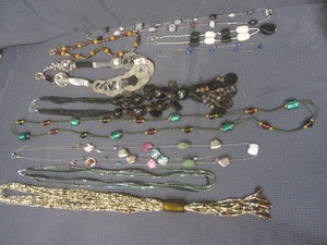 lot 79 image: Costume Jewelry