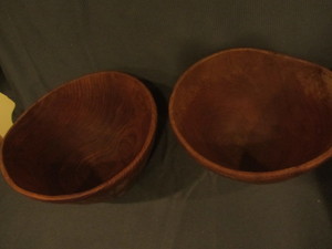 lot 104 image: Wooden Bowls