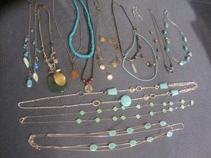 lot 107 image: Costume Jewelry