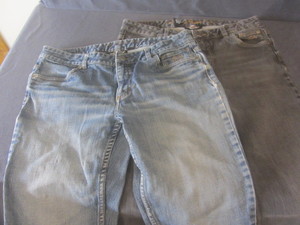 lot 130 image: Harley Davidson Jeans