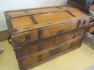 lot 52 image: Antique Trunk