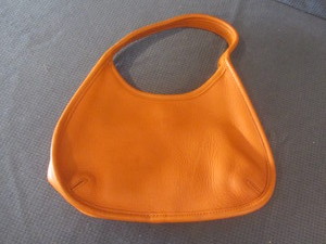 lot 142 image: Coach Purse