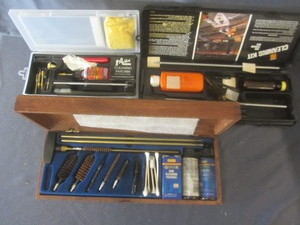 lot 148 image: Gun Cleaning Kits