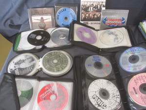 lot 207 image: Music CDs