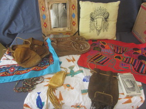 lot 213 image: Moccasins, Pillow, Mirror