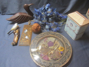 lot 217 image: Birds, Natures Treasures
